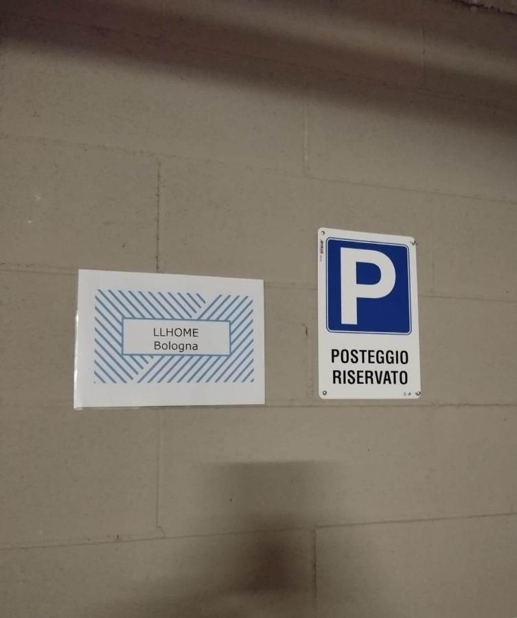 Llhome Bologna Elegante Monolocale Ristrutturato Con Posto Auto Coperto ภายนอก รูปภาพ